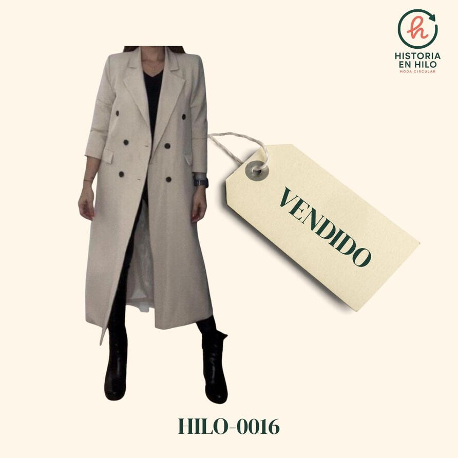 Abrigo Importado Italiano, forrado 100%. VENDIDO